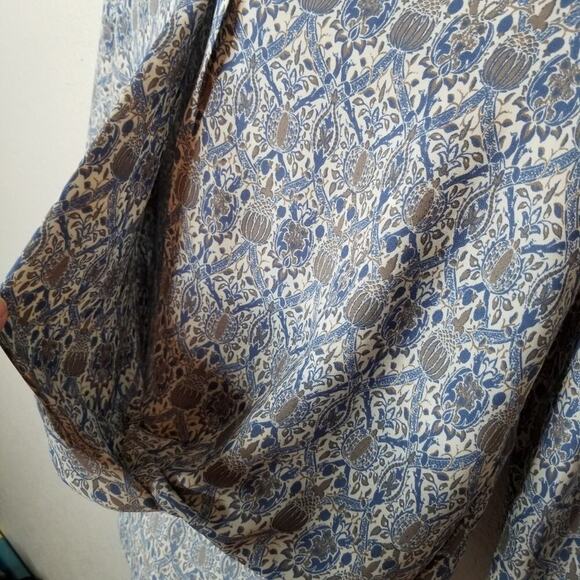 Max Studio Blouse Long Sleeve V-Neck Size Small - Picture 6 of 8